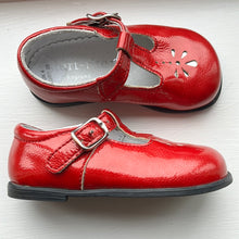 Load image into Gallery viewer, Start-Rite Red Patent Leather Shoes  Size 4 EU 20
